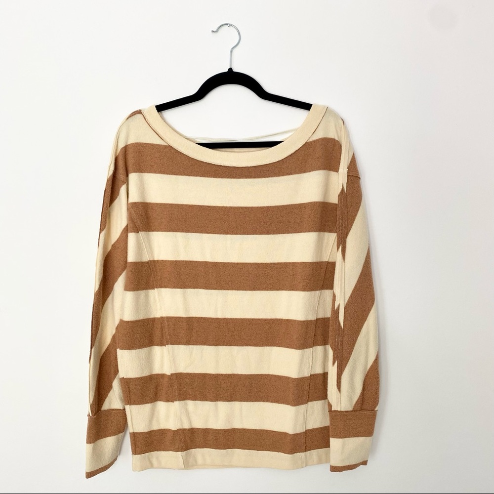 Free People X We The Free Size X-small Cream & Tan Sweater exposed seams